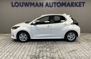 Toyota Yaris 1,5 Hybrid AT Comfort 2025