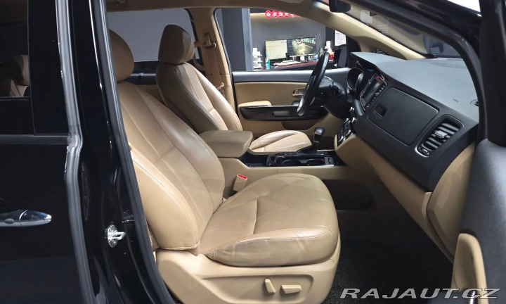 Kia Carnival NOBLESSE 2.2CRDi 9 miest 2017