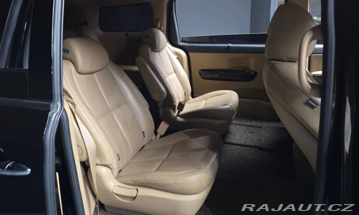 Kia Carnival NOBLESSE 2.2CRDi 9 miest 2017