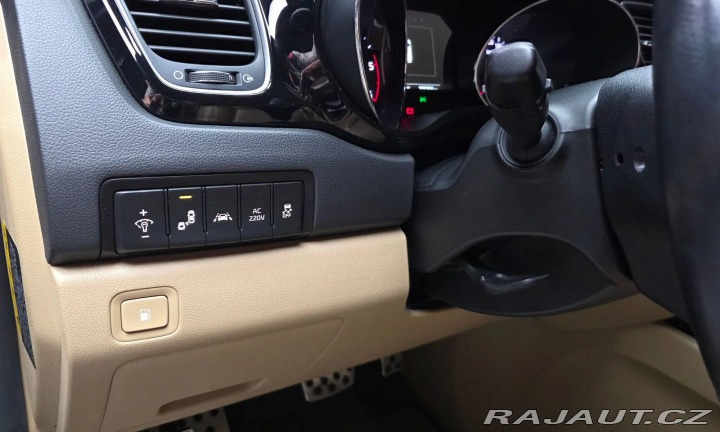 Kia Carnival NOBLESSE 2.2CRDi 9 miest 2017