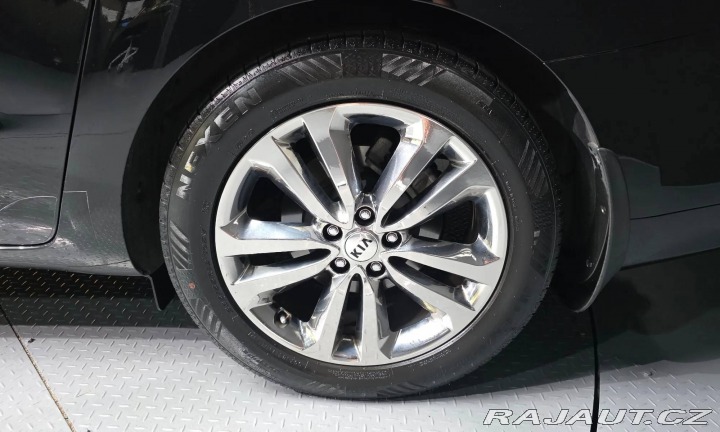 Kia Carnival NOBLESSE 2.2CRDi 9 miest 2017
