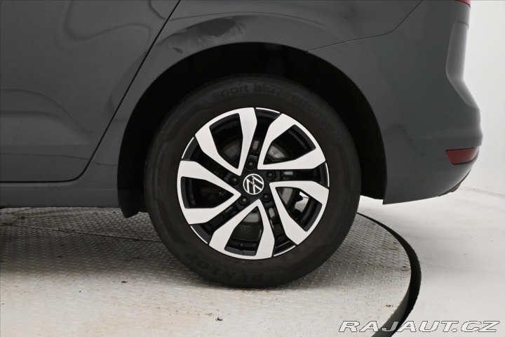 Volkswagen Touran 2,0 TDI 110kW Active Záru 2023
