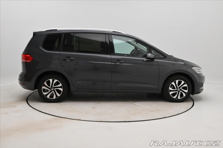 Volkswagen Touran 2,0 TDI 110kW Active Záru 2023