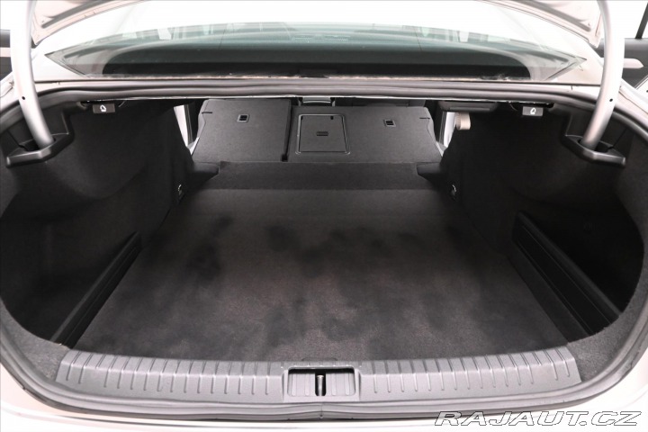Volkswagen Passat 2,0 TDI 110kW Business Zá 2020