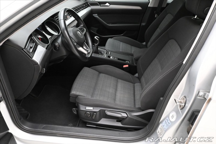 Volkswagen Passat 2,0 TDI 110kW Business Zá 2020