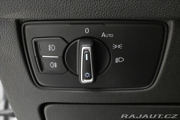 Volkswagen Passat 2,0 TDI 110kW Business Zá 2020