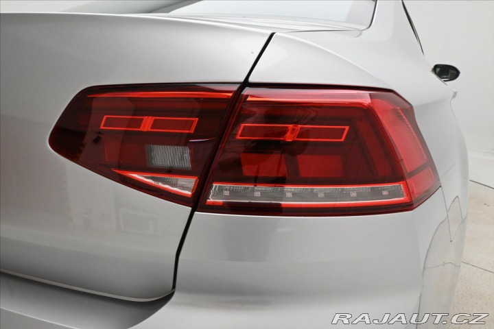 Volkswagen Passat 2,0 TDI 110kW Business Zá 2020