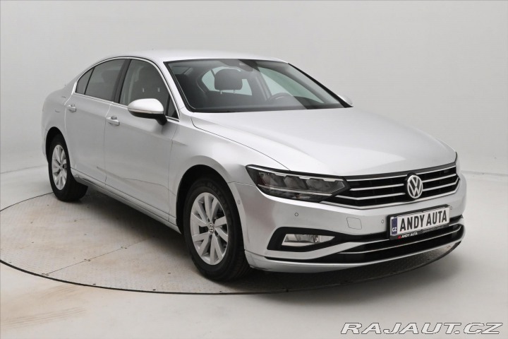 Volkswagen Passat 2,0 TDI 110kW Business Zá 2020