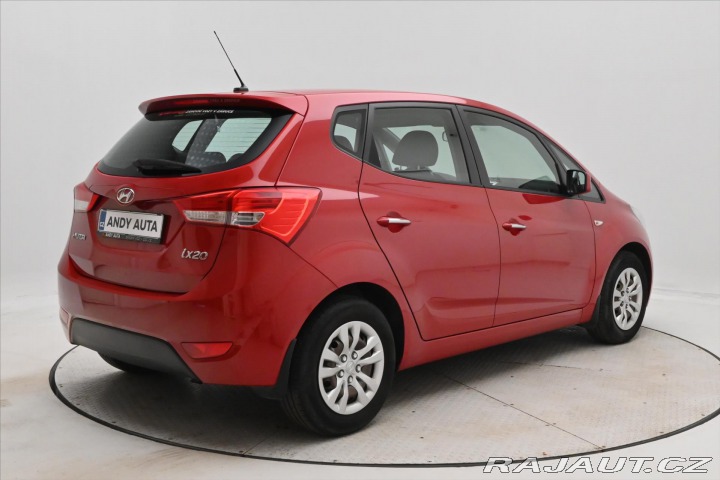 Hyundai ix20 1,4 66kW CVVT Manuál Záru 2016