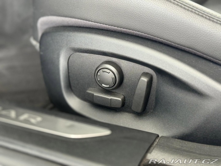 Jaguar XF 20d AUT*Panorama*Distroni 2016