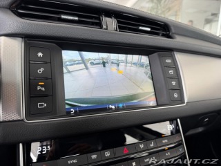 Jaguar XF 20d AUT*Panorama*Distroni 2016