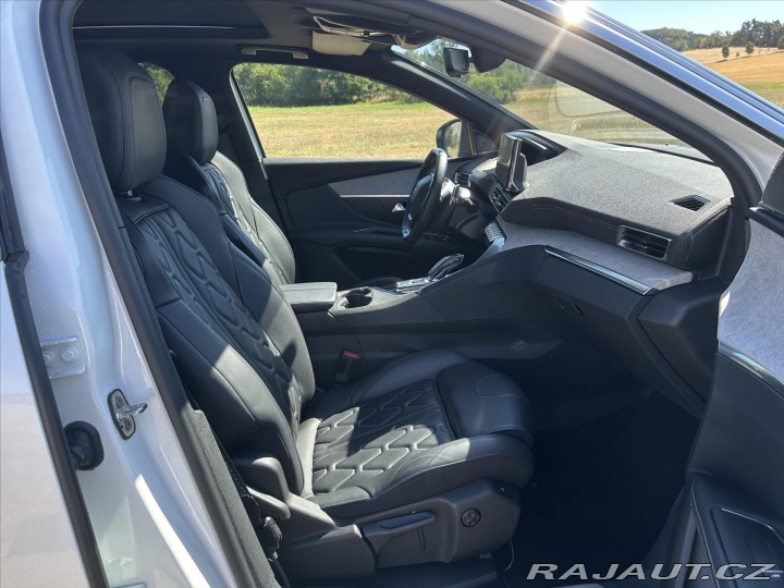 Peugeot 3008 1,6 PureTech 133kW Automa 2021