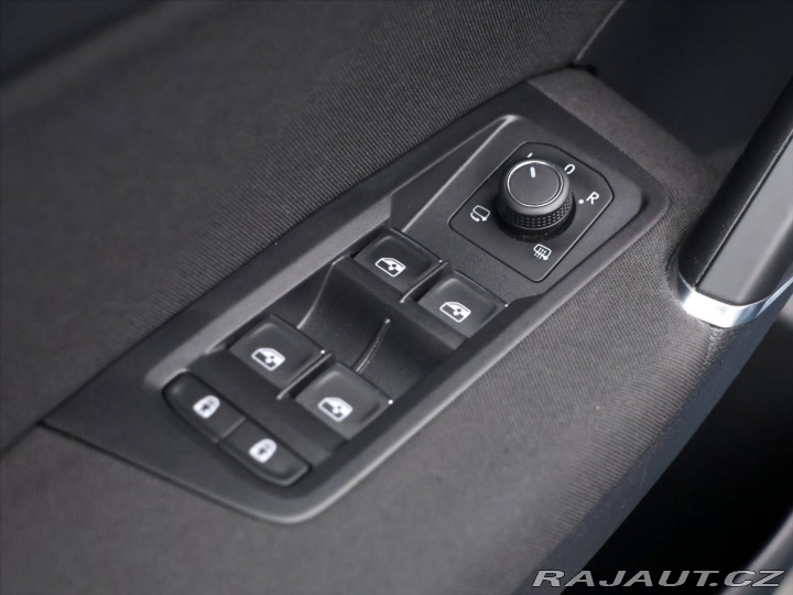 Volkswagen Touran 2,0 TDI 110kW R-Line DSG 2019