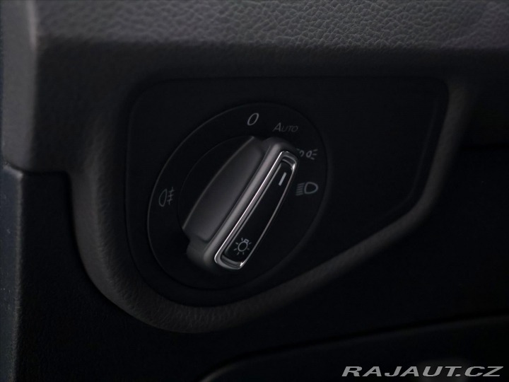 Volkswagen Touran 2,0 TDI 110kW R-Line DSG 2019