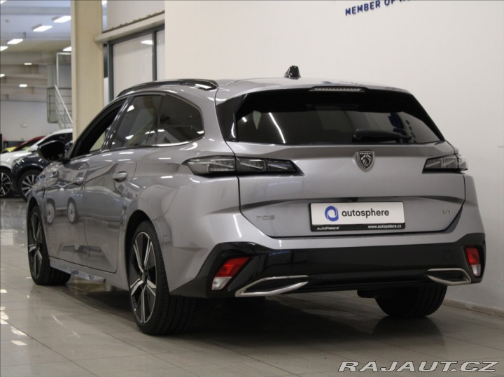 Peugeot 308 1,2 PT 96kW AT GT 29tkm. 2024