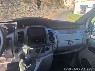 Opel Vivaro 9 místná 2013