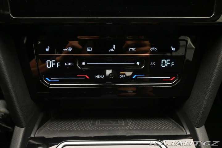 Volkswagen Passat 2,0 TDI 110kW DSG Busines 2023