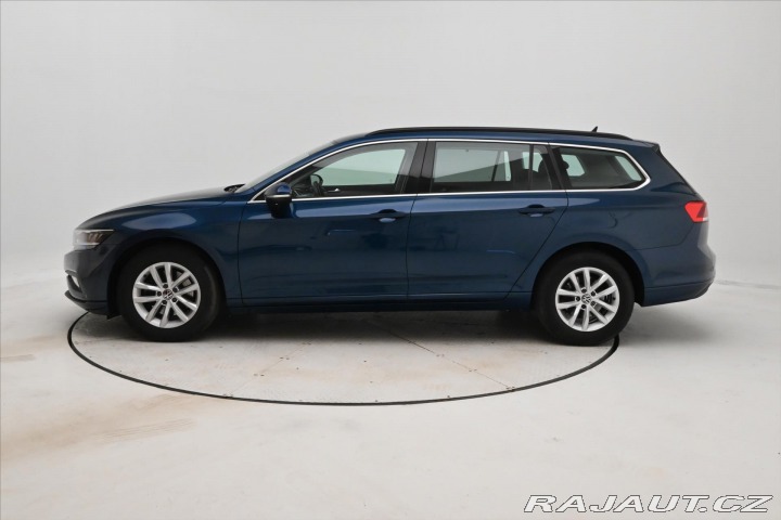 Volkswagen Passat 2,0 TDI 110kW DSG Busines 2023