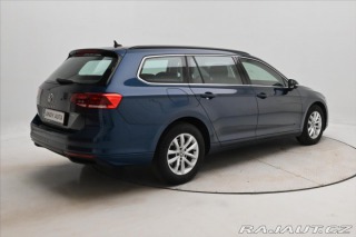 Volkswagen Passat 2,0 TDI 110kW DSG Busines 2023