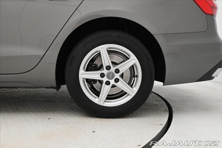 Audi A4 2,0 TDI 120kW Mild Hybrid 2020