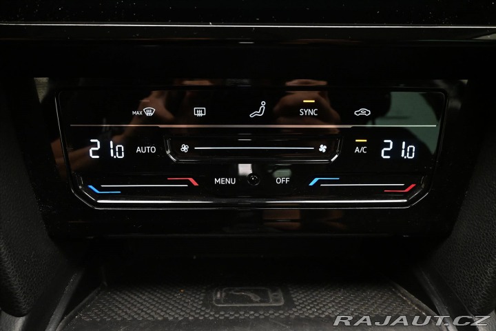 Volkswagen Passat 2,0 TDI 110kW DSG Busines 2023