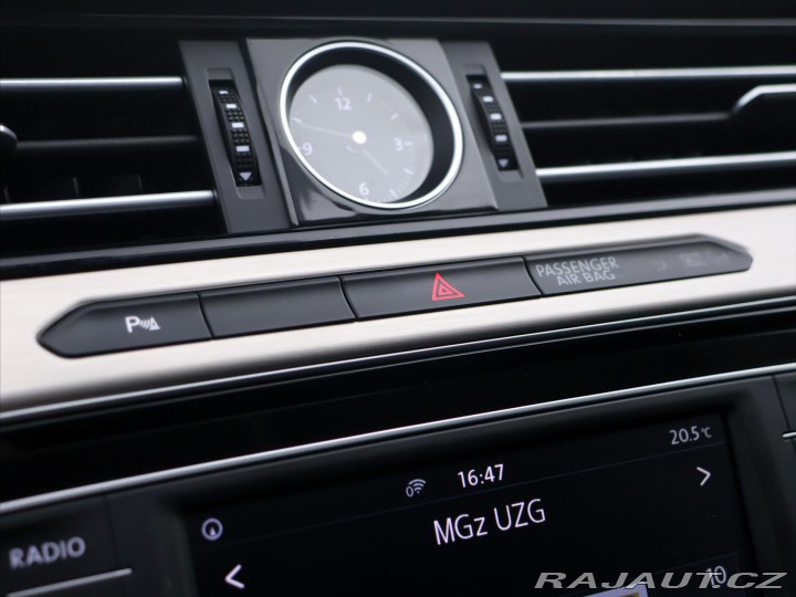 Volkswagen Passat 1,6 TDI Highline Tažné Pa 2016