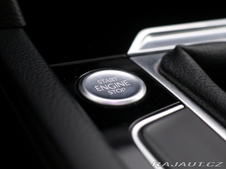 Volkswagen Passat 1,6 TDI Highline Tažné Pa 2016