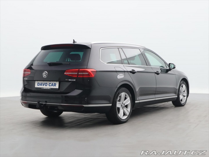 Volkswagen Passat 1,6 TDI Highline Tažné Pa 2016