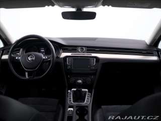 Volkswagen Passat 1,6 TDI Highline Tažné Pa 2016