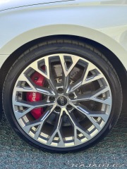Audi RS3 2,5   TFSI 294kW quattro 1800