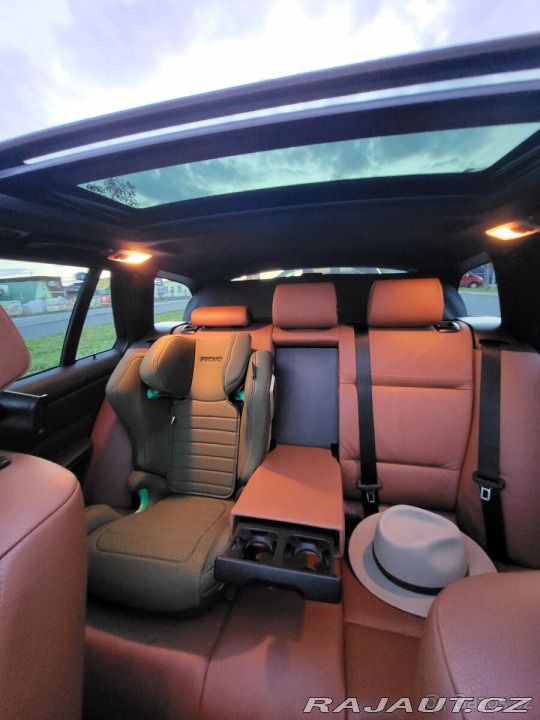 BMW 3 3,0   330D facelift m-pak 1800
