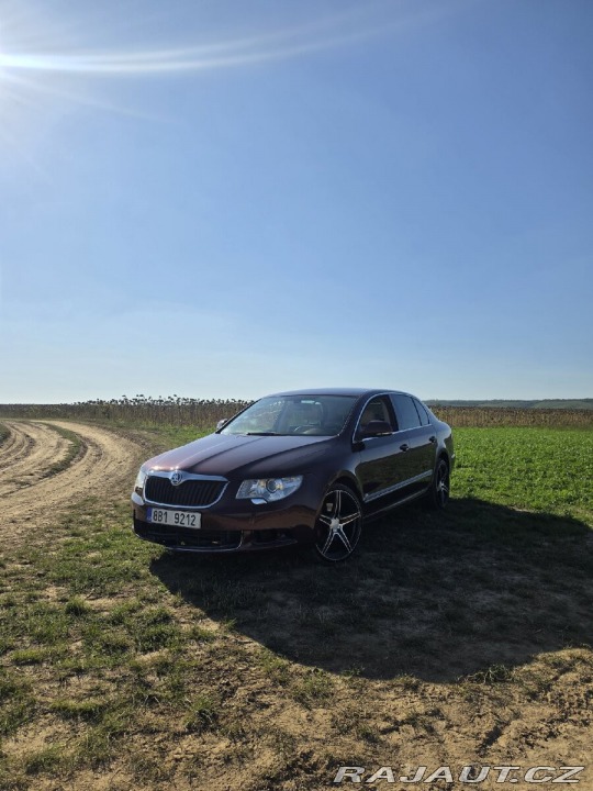 Škoda Superb 2,0 2 2008
