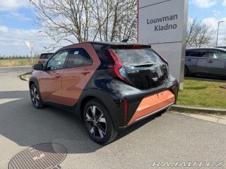 Toyota Aygo 1.5HEV Style 1800