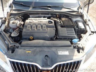Škoda Superb 2.0 TDI, L&K, DIGIKLI 2015