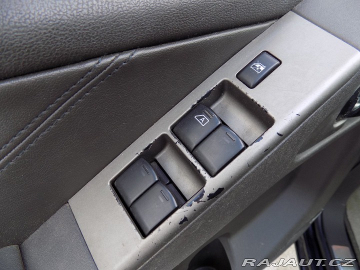 Nissan Pathfinder 2.5DCi/4x4/7.Míst/ 2008
