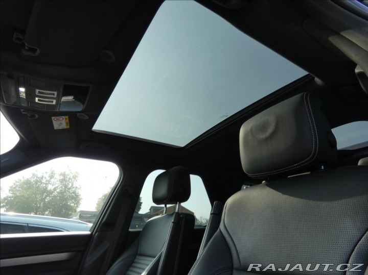 Land Rover Discovery 3,0 D250 Dyn SE,5let záru 2025