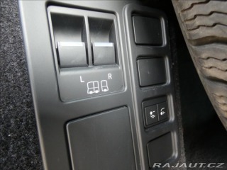 Land Rover Discovery 3,0 D250 Dyn SE,5let záru 2025