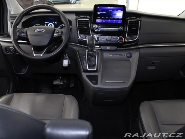 Ford Tourneo Custom 2,0 EB 125kW AT L2 Titan. 2023
