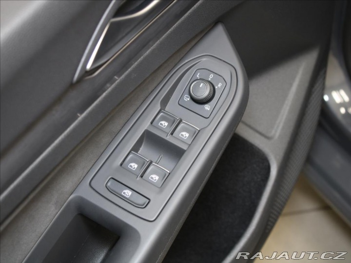 Volkswagen Golf 1,5 TSI 110kW Style Var. 2023