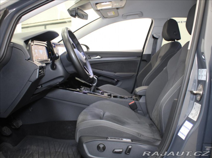 Volkswagen Golf 1,5 TSI 110kW Style Var. 2023