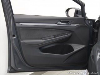 Volkswagen Golf 1,5 TSI 110kW Style Var. 2023