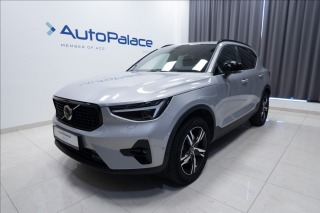 Volvo XC40 2,0 B3 NAVI KAMERA 360° T