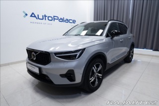 Volvo XC40 2,0 B3 NAVI KAMERA 360° T 2025