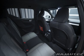 Volvo XC40 2,0 B3 NAVI KAMERA 360° T 2025