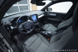 Volvo XC40 2,0 B3 NAVI KAMERA 360° T 2025