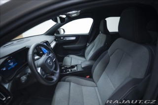 Volvo XC40 2,0 B3 NAVI KAMERA 360° T 2025