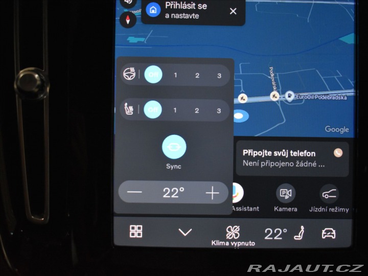 Volvo XC40 2,0 B3 PLUS Dark Bezklíč 2023