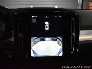 Volvo XC40 2,0 B3 PLUS Dark Bezklíč 2023