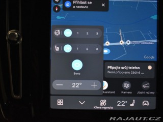 Volvo XC40 2,0 B3 PLUS Dark Bezklíč 2023