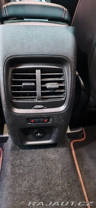 Ford Kuga 2,5   FHEV STLine X v zar 1800